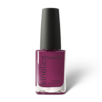 Kinetics 210 Mulberry Nailpolish solarGel